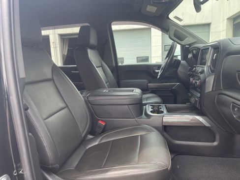 Used 2020 Chevrolet Silverado 2500 LTZ w/ LTZ Convenience Package image 20