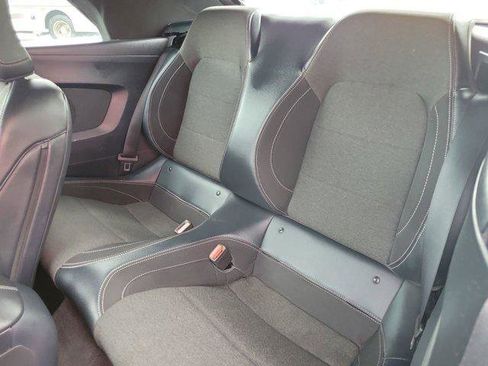 Used 2024 Ford Mustang Convertible RWD image 7