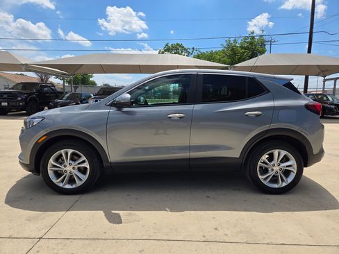 Certified 2023 Buick Encore GX Preferred w/ Cold Weather Comfort Package FWD image 4