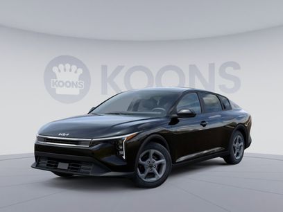 New 2025 Kia K4 LXS