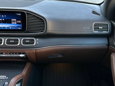 Used 2024 Mercedes-Benz GLE 350 4MATIC image 29