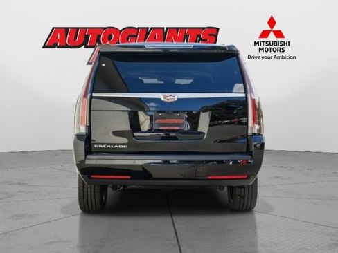 Used 2020 Cadillac Escalade ESV Luxury image 5