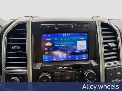Used 2020 Ford F150 Lariat w/ Trailer Tow Package AWD/4WD image 19