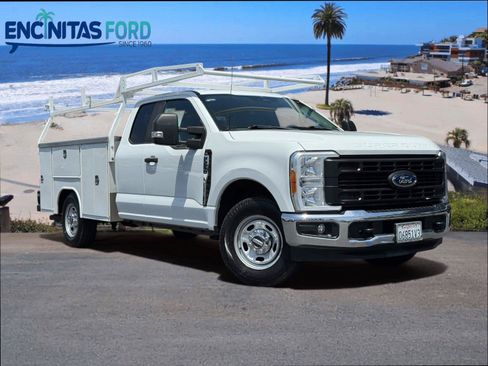 Used 2023 Ford F250 XL w/ XL Chrome Package RWD image 1