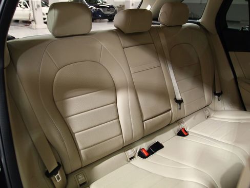 Certified 2022 Mercedes-Benz GLC 300 image 26