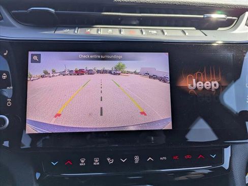 New 2026 Jeep Grand Cherokee Limited w/ Limited Altitude Package AWD/4WD image 19