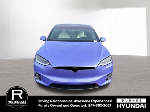 Used 2018 Tesla Model X 75D image 3