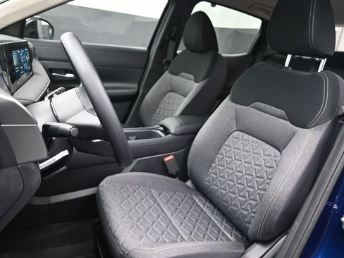 New 2026 Nissan Kicks SV FWD image 14