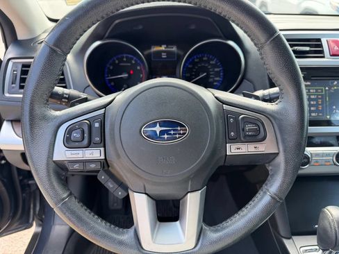 Used 2017 Subaru Outback 2.5i Limited AWD/4WD image 27