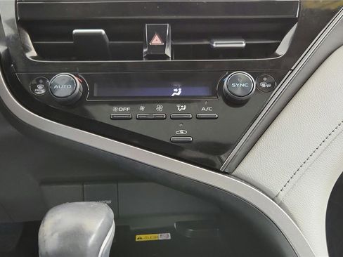 Used 2023 Toyota Camry XLE w/ Navigation Package image 30