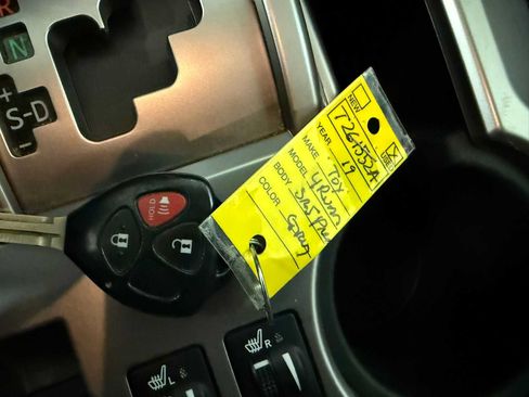 Used 2019 Toyota 4Runner SR5 Premium AWD/4WD image 38