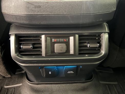Used 2023 Ford F150 Lariat AWD/4WD image 27