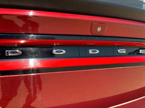 Used 2020 Dodge Charger SXT w/ Leather Interior Group RWD image 10