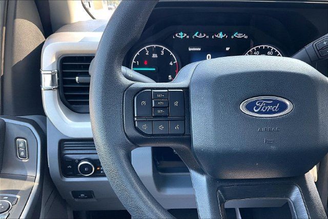 Used 2025 Ford F250 XLT AWD/4WD image 21