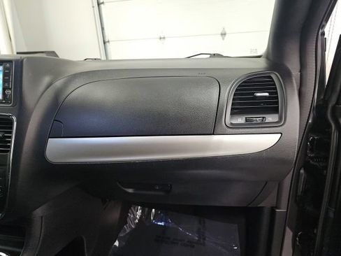 Used 2020 Dodge Grand Caravan GT FWD image 39