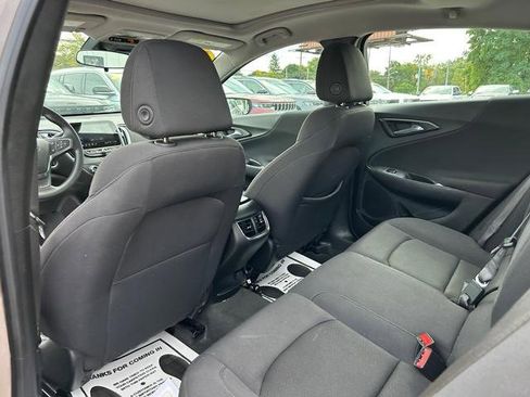 Used 2024 Chevrolet Malibu LT image 14