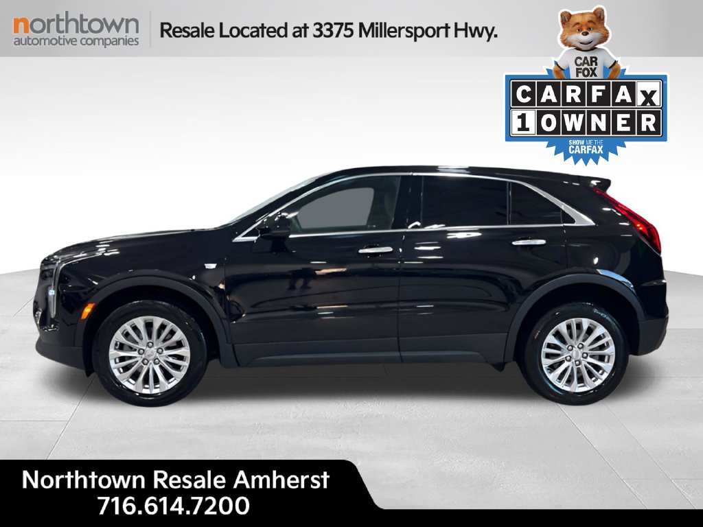 Used 2024 Cadillac XT4 Luxury w/ Cold Weather Package AWD/4WD image 2