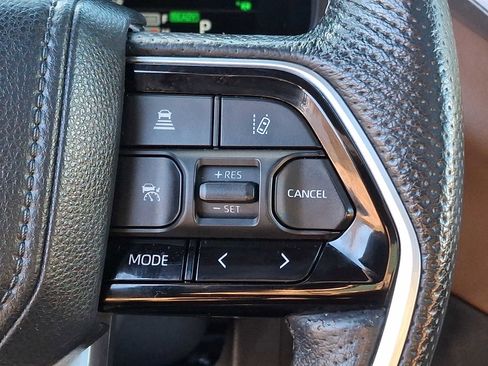 Used 2023 Toyota Tundra 1794 Edition image 17