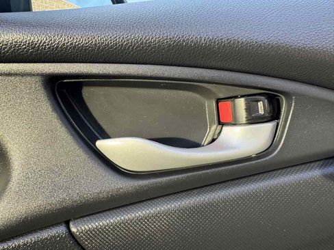 Used 2020 Honda Civic Sport image 30