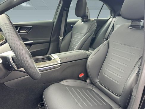 Used 2025 Mercedes-Benz C 300 4MATIC Sedan image 20