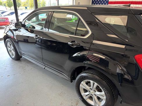 Used 2010 Chevrolet Equinox LS image 12