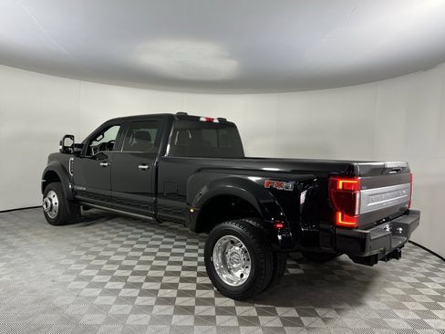 Used 2021 Ford F450 Platinum w/ FX4 Off-Road Package image 8