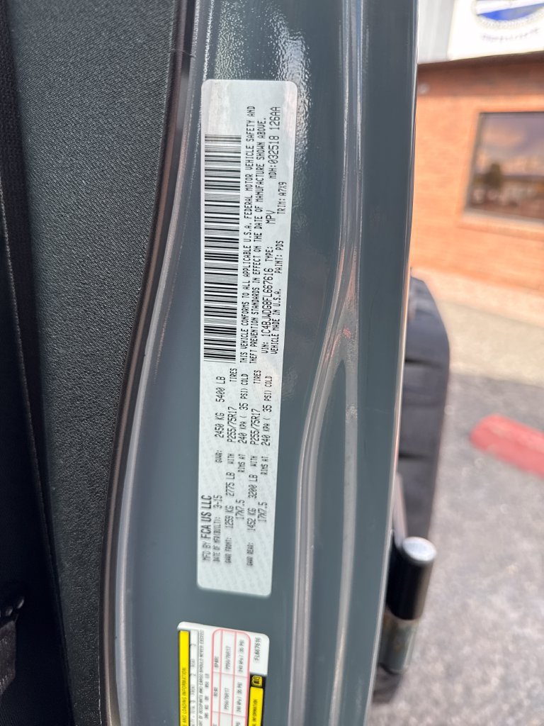 Used 2015 Jeep Wrangler Unlimited Sport w/ Quick Order Package 23S AWD/4WD image 38
