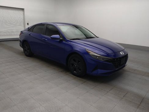 Used 2021 Hyundai Elantra SEL FWD image 11