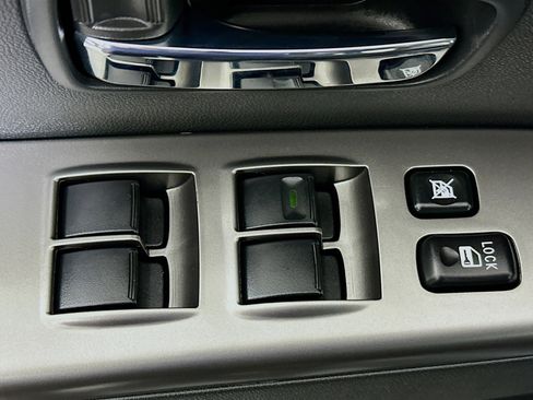 Used 2025 Mitsubishi Outlander Sport SE image 14