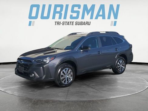 Certified 2025 Subaru Outback Premium AWD/4WD image 2