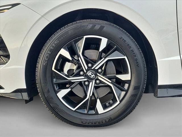 Used 2025 Hyundai Sonata SEL FWD image 22