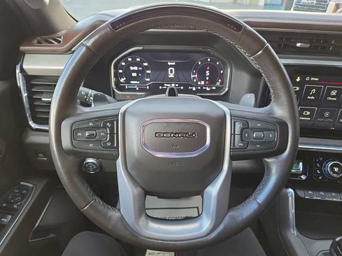 Used 2024 GMC Sierra 1500 Denali w/ Technology Package AWD/4WD image 18