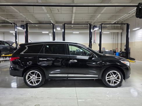 Used 2013 INFINITI JX35 FWD w/ Premium Pkg image 8