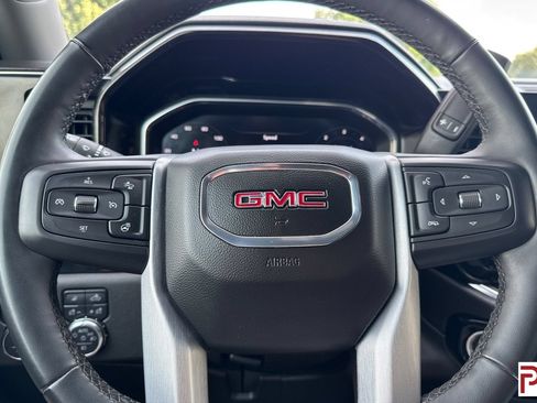 Used 2024 GMC Sierra 3500 SLT w/ SLT Convenience Package AWD/4WD image 27