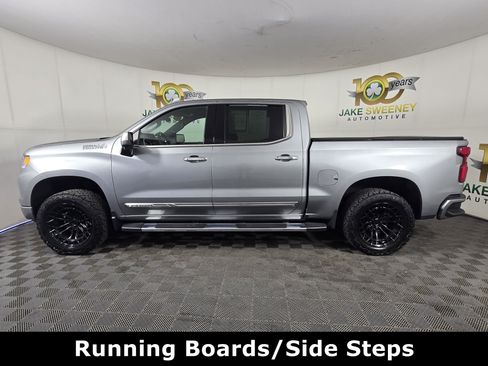 Used 2024 Chevrolet Silverado 1500 High Country w/ Technology Package AWD/4WD image 4