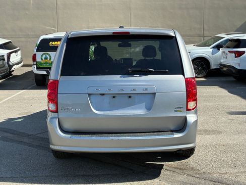 Used 2019 Dodge Grand Caravan GT FWD image 7