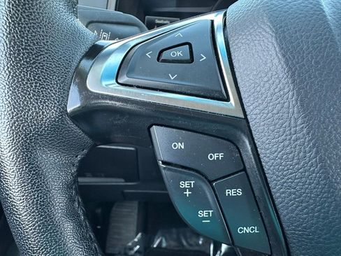 Used 2024 Ford Edge SEL image 28