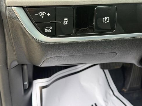 Used 2023 Kia Sportage X-Line w/ X-Line Premium Package AWD/4WD image 29