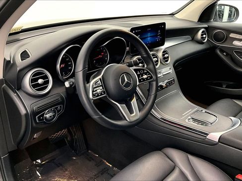 Certified 2022 Mercedes-Benz GLC 300 image 19