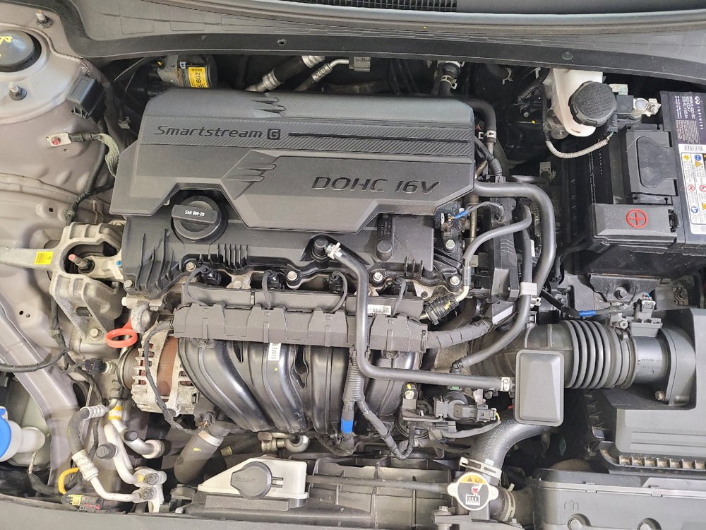 Used 2021 Hyundai Elantra SEL FWD image 30