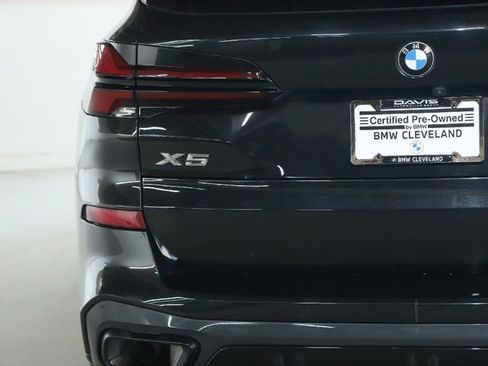 Certified 2024 BMW X5 xDrive40i w/ M Sport Package AWD/4WD image 44