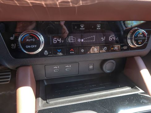 New 2026 Mitsubishi Outlander SEL AWD/4WD image 40