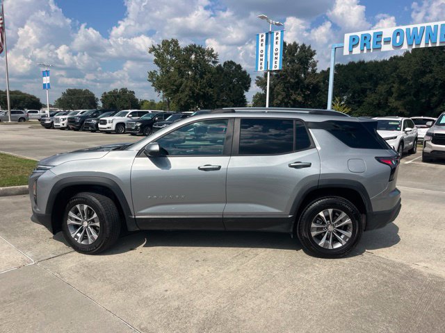 Used 2025 Chevrolet Equinox LT w/ Convenience Package II FWD image 3