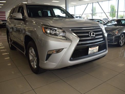 Used 2014 Lexus GX 460 AWD/4WD image 1