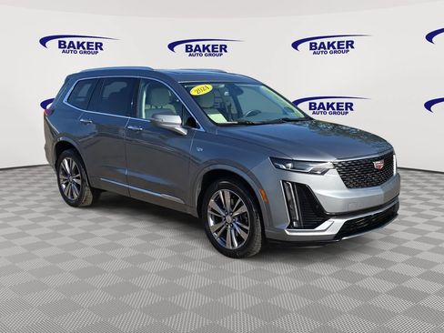 Certified 2024 Cadillac XT6 Premium Luxury w/ LPO, Floor Liner Package AWD/4WD image 3