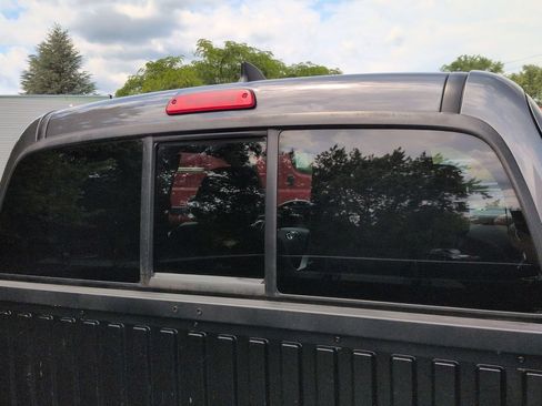 Used 2019 Toyota Tacoma TRD Sport w/ TRD Premium Sport Package AWD/4WD image 24