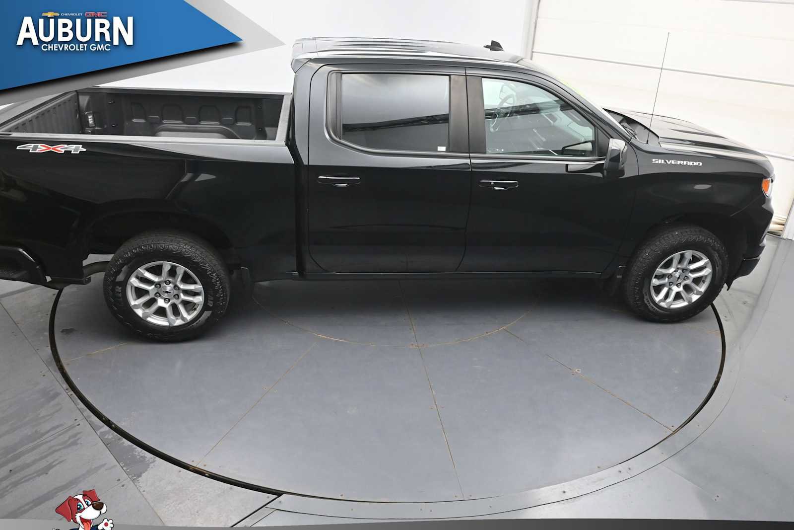 Used 2023 Chevrolet Silverado 1500 RST AWD/4WD image 33