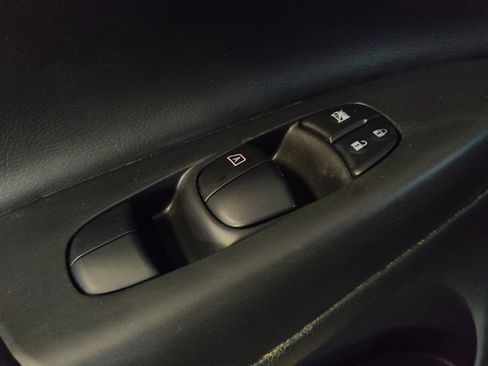 Used 2019 Nissan Sentra SR Turbo w/ Premium Package (SR Turbo) image 27