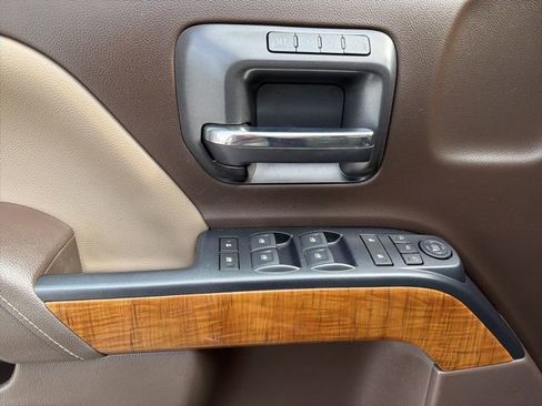 Used 2018 GMC Sierra 1500 SLT image 17