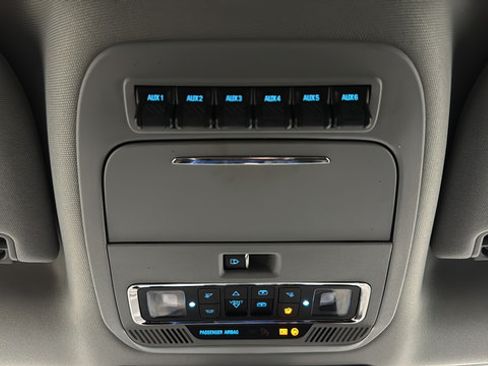 Used 2023 Ford F350 Lariat w/ Lariat Ultimate Package AWD/4WD image 32